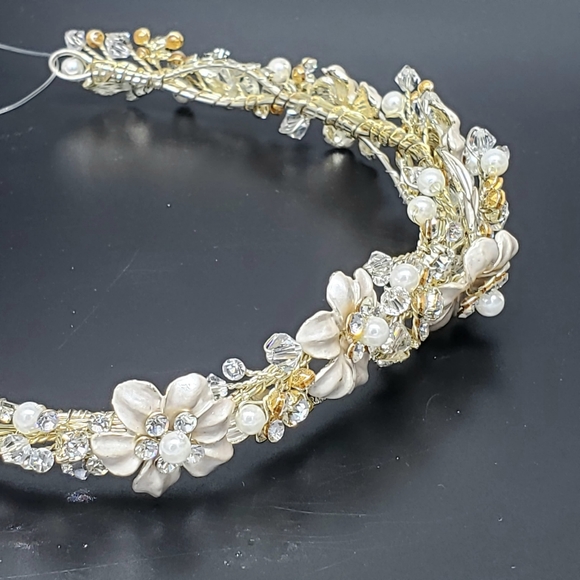 Ansonia Bridals Floral Pearl Wedding Headpiece - Picture 6 of 7